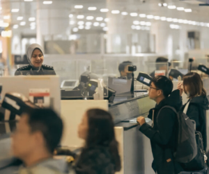 Gov't Introduces QR Code Trial to Ease KLIA Congestion