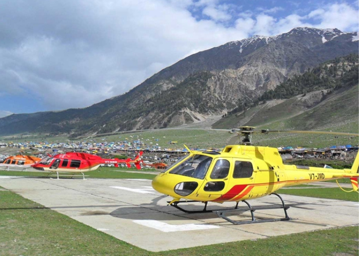 No Helicopter Services for Amarnath Yatra 2025: Pilgrims Advised to Travel on Foot or Use Traditional Means