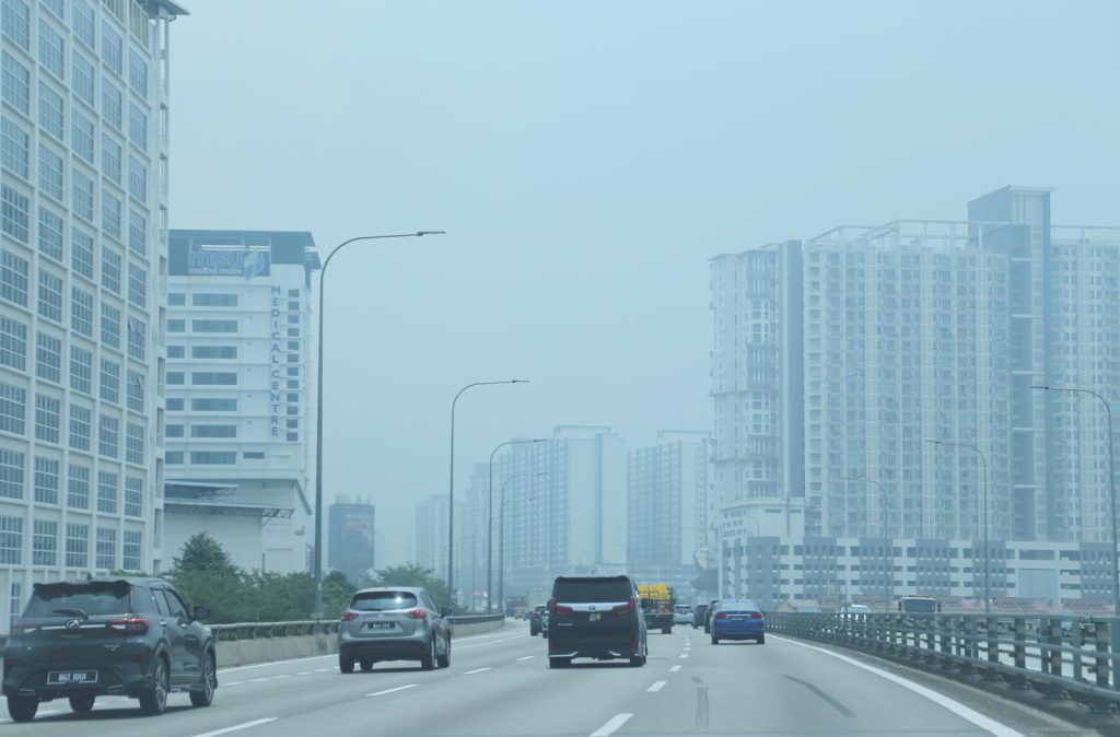 Nine Malaysian Areas Face Unhealthy Air Levels: What You Need to Know