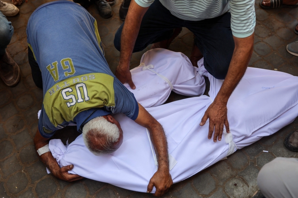 Hope Amid Horror: Hamas Signals Readiness for Ceasefire as Gaza Crisis Deepens