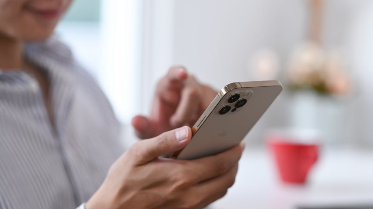 Apple Issues Urgent iPhone Warning: A Serious Security Flaw Could Be Targeting You