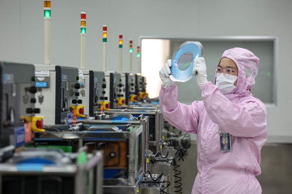 Trump’s 100% Tariff on Foreign Chips Rattles Asia—Malaysia Vows to Defend Its Role