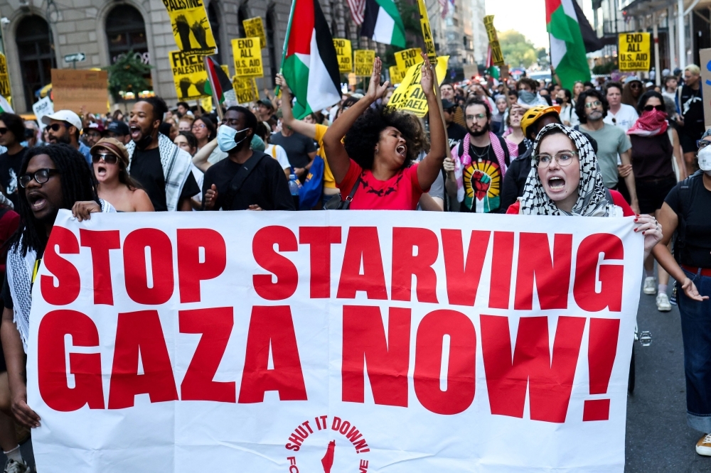 Israelis Fill Tel Aviv Streets, Urging Netanyahu to End Gaza War and Save Hostages