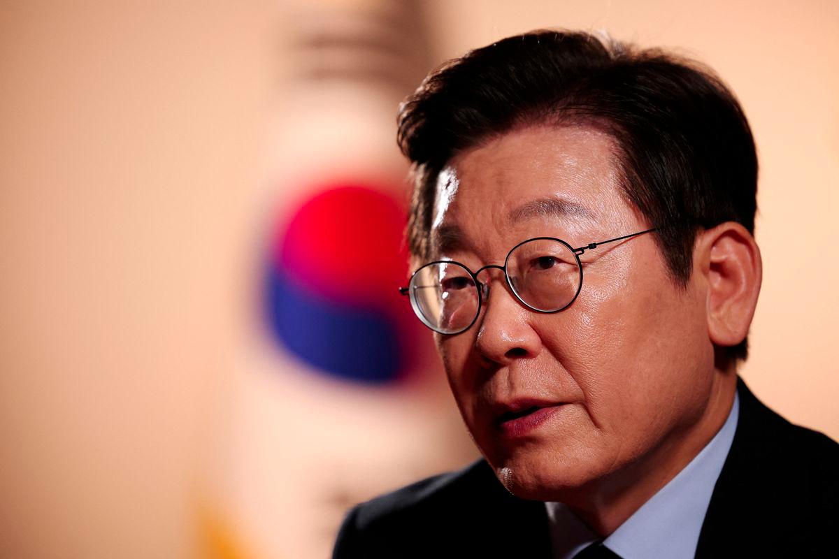 South Korean President Expresses Concern Over US Tariff Talks Impact on Foreign Exchange Stability