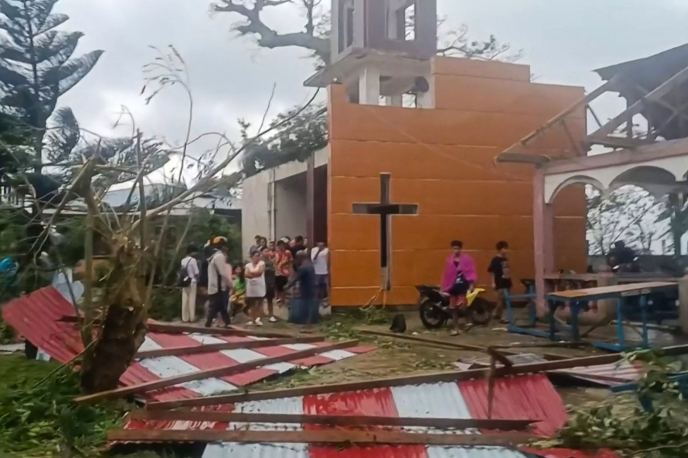 Three Lives Lost, 400,000 Evacuated as Fierce Storm Bualoi Devastates the Philippines