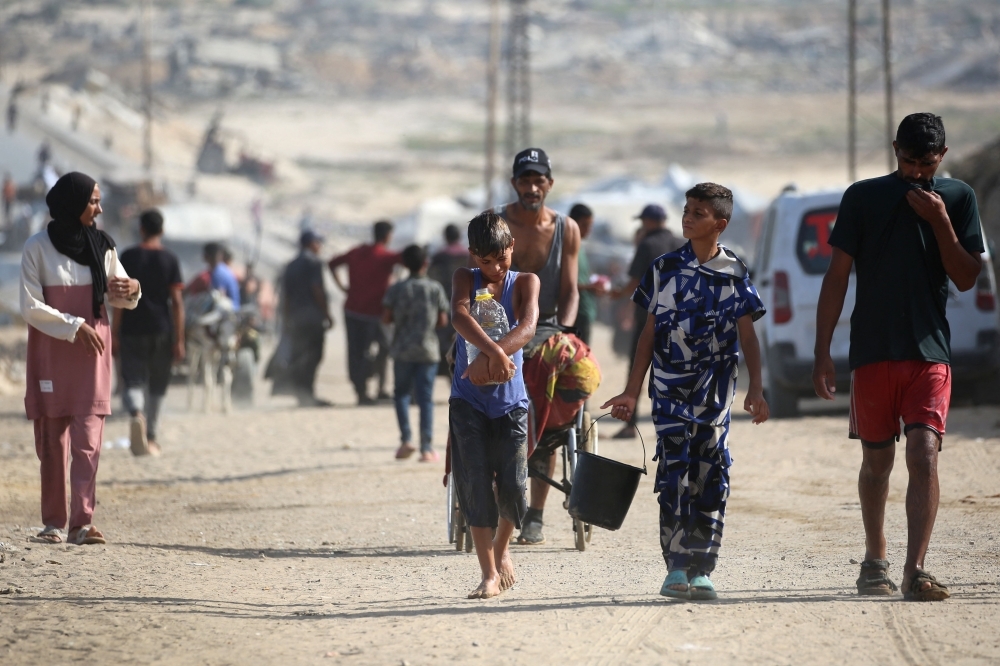 Trump: All Gaza Hostages, Including Deceased, Expected to Return Monday Under Ceasefire Agreement