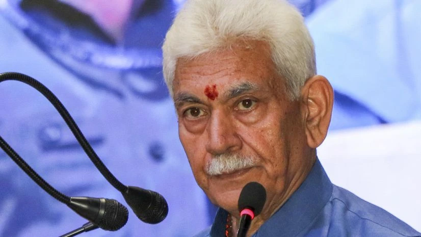 Delhi Blast: LG Manoj Sinha Urges Citizens to Unite Against Terrorism