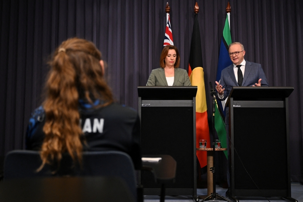 Australian Teenagers Take Their Fight to the High Court to Stop Social Media Ban