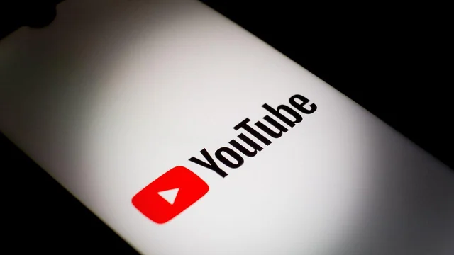 Australia’s Under-16 Social Media Ban Sparks Backlash as YouTube Warns of Hidden Risks