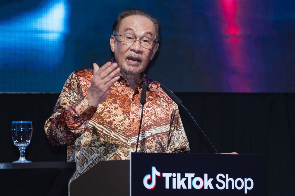 Malaysia tightens foreign investor vetting to protect local jobs and businesses