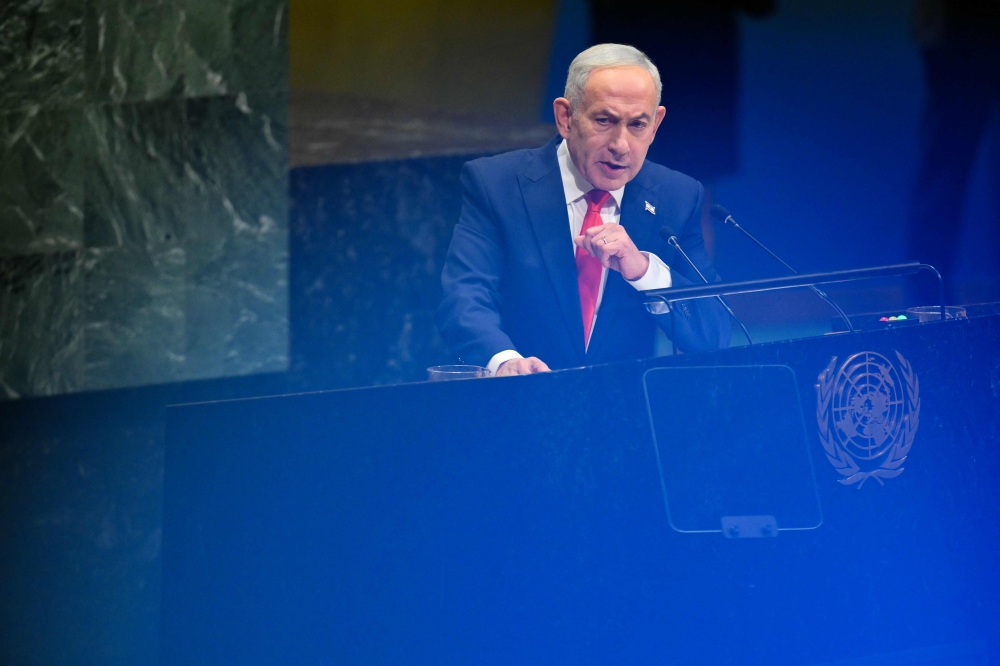 Netanyahu reportedly makes unannounced UAE visit for talks with President Mohamed bin Zayed